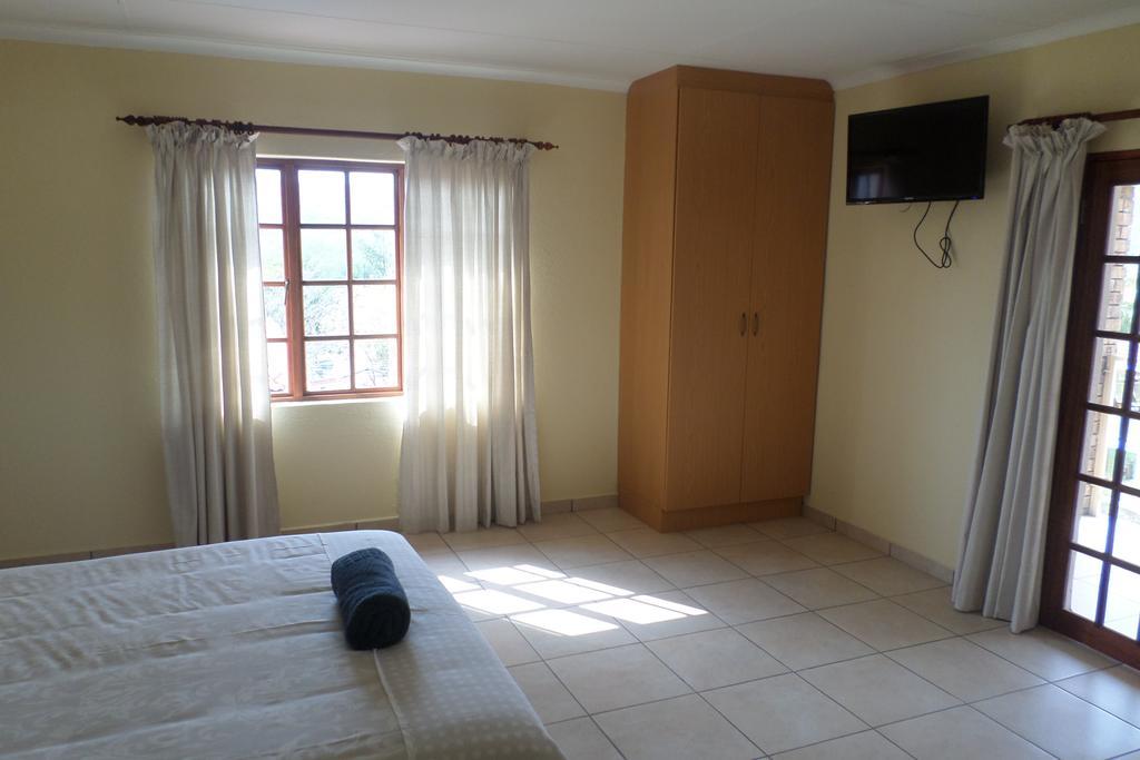 Country Link Guest Lodge Komatipoort Exterior photo