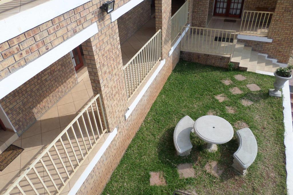 Country Link Guest Lodge Komatipoort Exterior photo